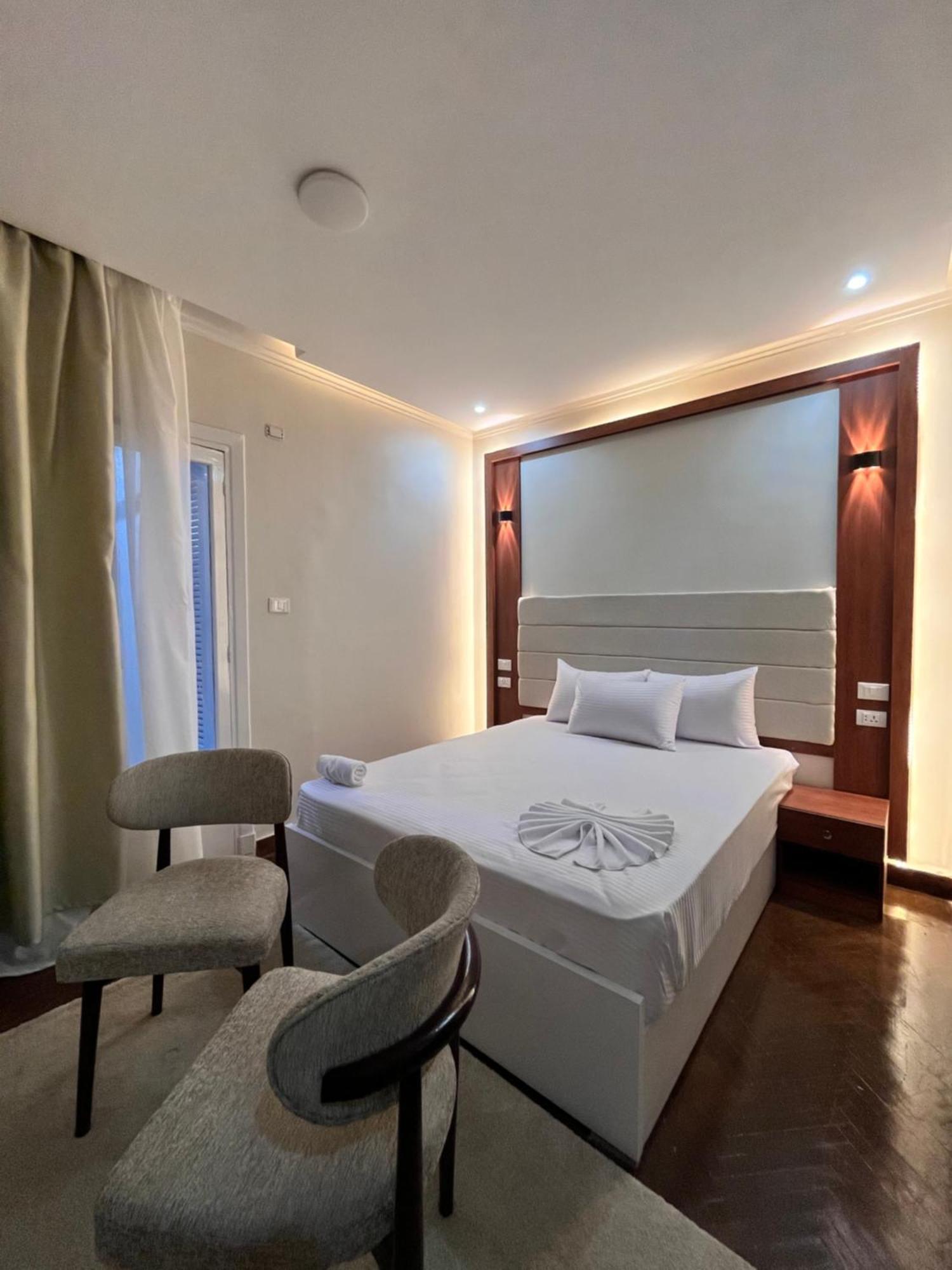 Triple Garden And Apartament Kair