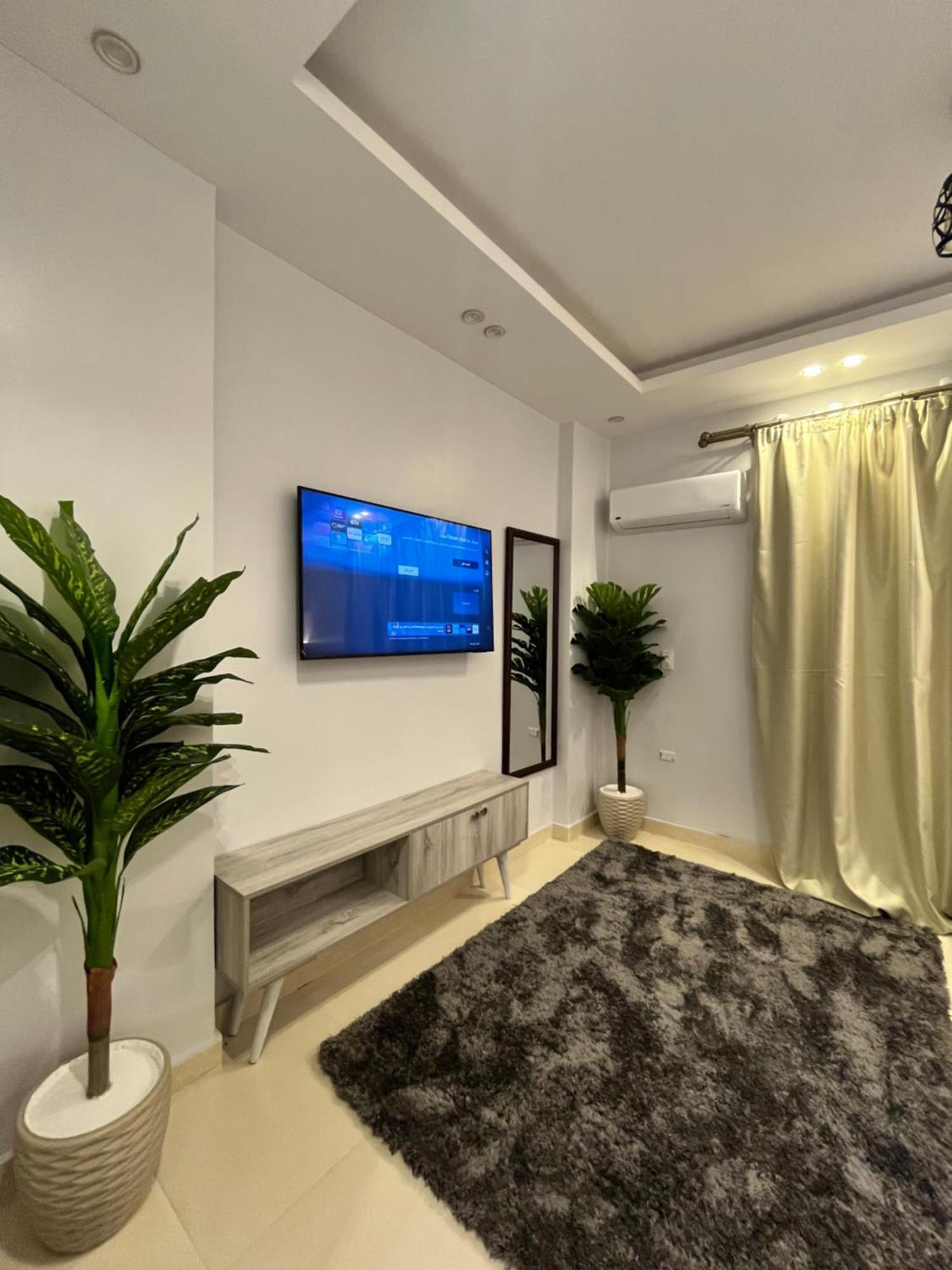 Triple Garden And Apartman Kairó
